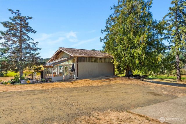 611 SE Kamilche Point Road, Shelton, WA 98584