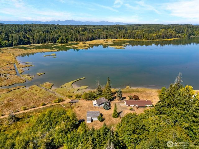 611 SE Kamilche Point Road, Shelton, WA 98584