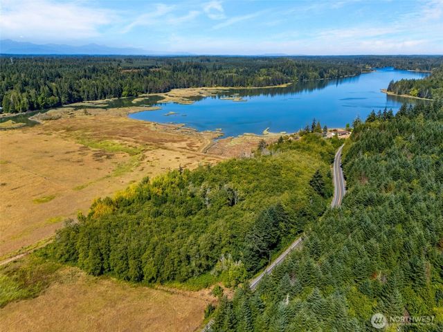 611 SE Kamilche Point Road, Shelton, WA 98584