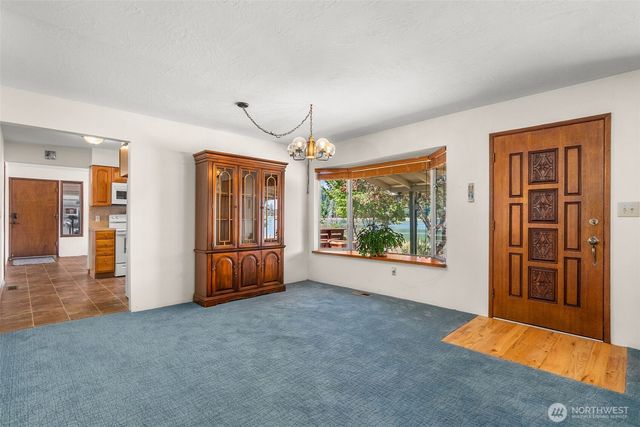611 SE Kamilche Point Road, Shelton, WA 98584