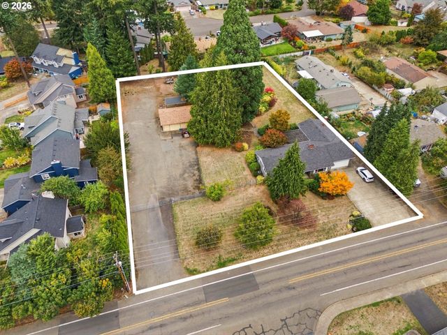 8123 Se ROOTS Rd, Milwaukie, OR 97267