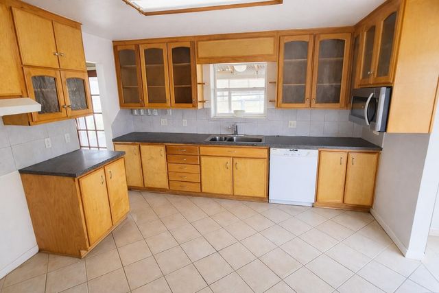 350 Robbie Lee Road, Magnolia, TX 77354