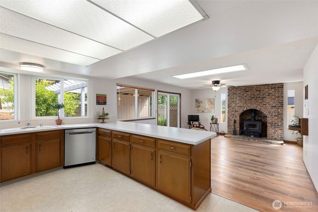 3546 MADRONA Drive SE, Port Orchard, WA 98366