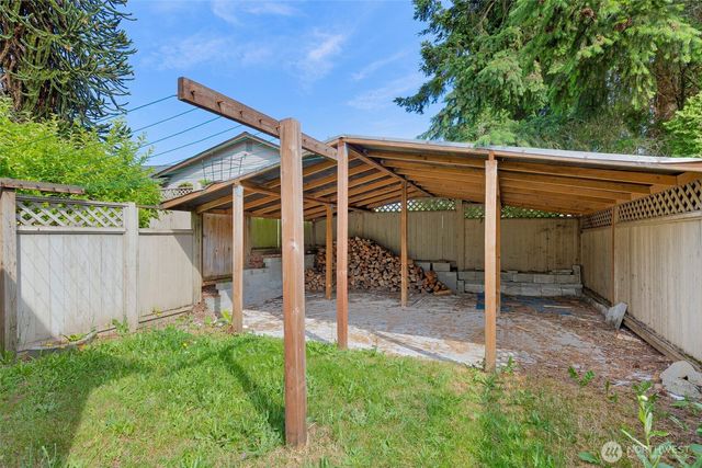 3546 MADRONA Drive SE, Port Orchard, WA 98366