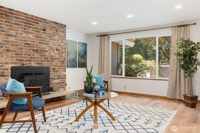 3546 MADRONA Drive SE, Port Orchard, WA 98366