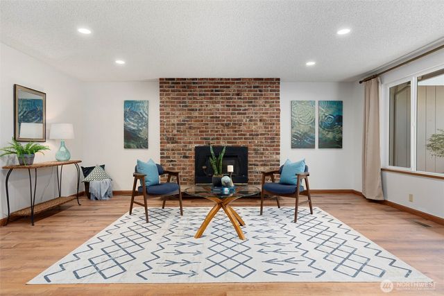 3546 MADRONA Drive SE, Port Orchard, WA 98366