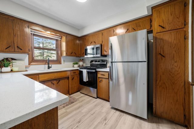 13225 Irving Avenue S, Burnsville, MN 55337