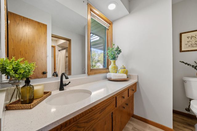 13225 Irving Avenue S, Burnsville, MN 55337