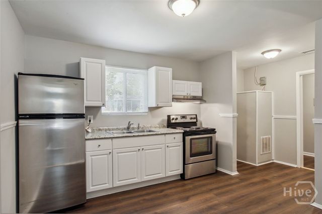 1919 E 56th Street, Savannah, GA 31404