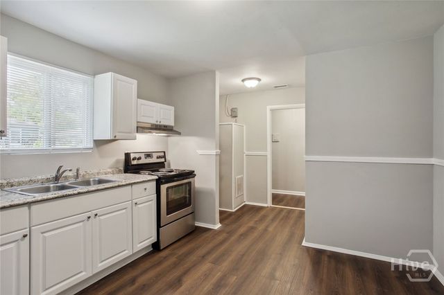 1919 E 56th Street, Savannah, GA 31404