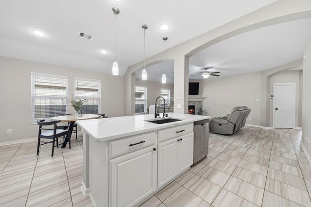 16011 Monument Hill Crossing, Cypress, TX 77433