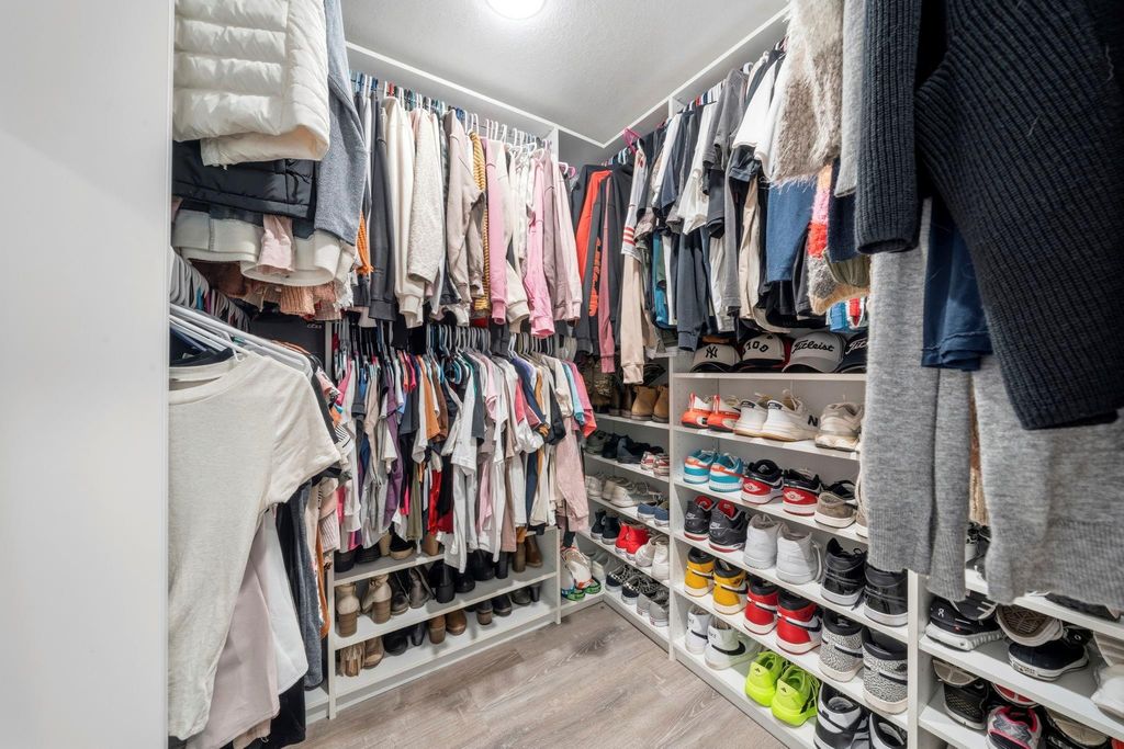 Image 19 of property listing at 16011 Monument Hill Crossing, Cypress, TX 77433