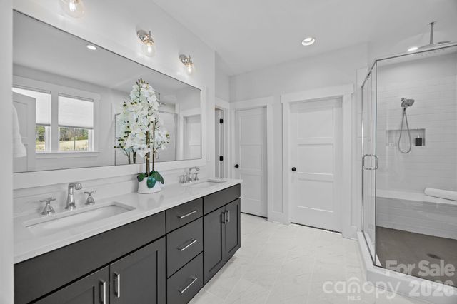 5020 Slanting Bridge Road, Sherrills Ford, NC 28673