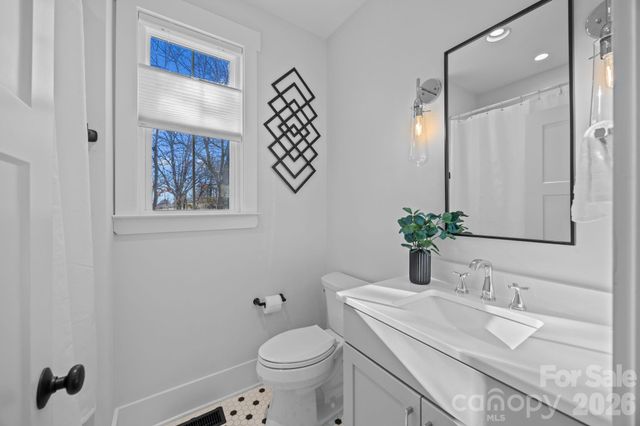 5020 Slanting Bridge Road, Sherrills Ford, NC 28673