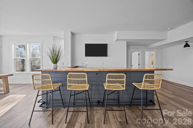 5020 Slanting Bridge Road, Sherrills Ford, NC 28673