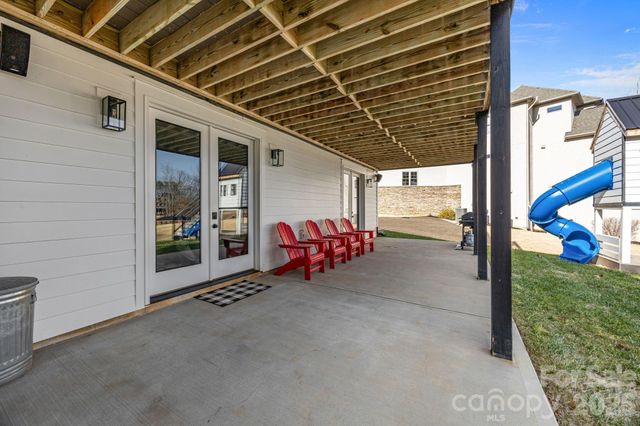 5020 Slanting Bridge Road, Sherrills Ford, NC 28673