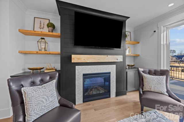 5020 Slanting Bridge Road, Sherrills Ford, NC 28673