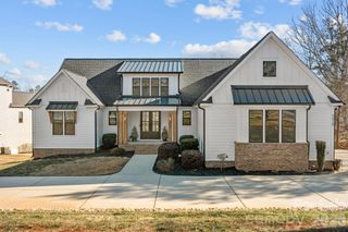 5020 Slanting Bridge Road, Sherrills Ford, NC 28673