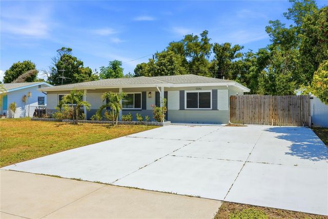 5586 30TH AVENUE N, St Petersburg, FL 33710