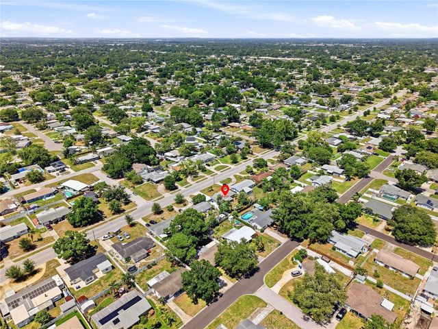 5586 30TH AVENUE N, St Petersburg, FL 33710