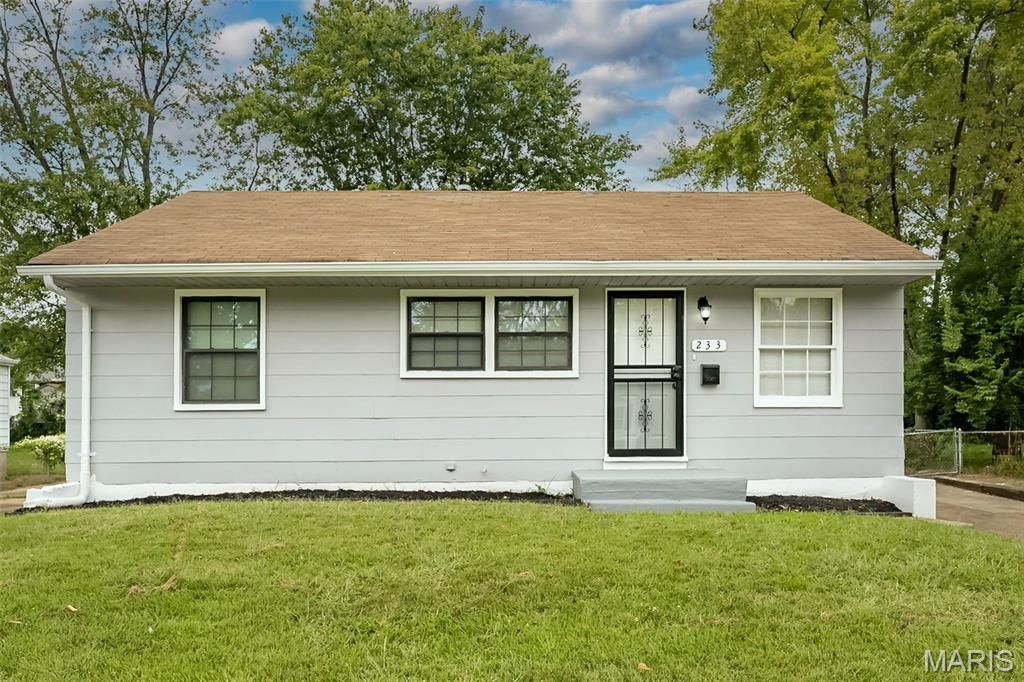 233 Cameron Road, St Louis, MO 63137