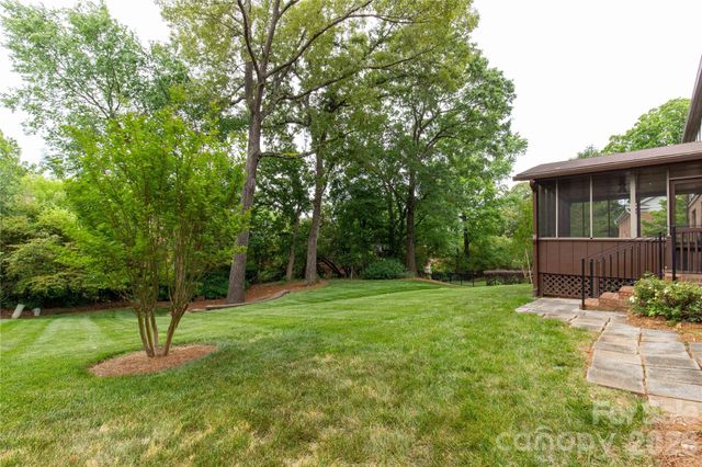 7201 Hopeton Road, Charlotte, NC 28210