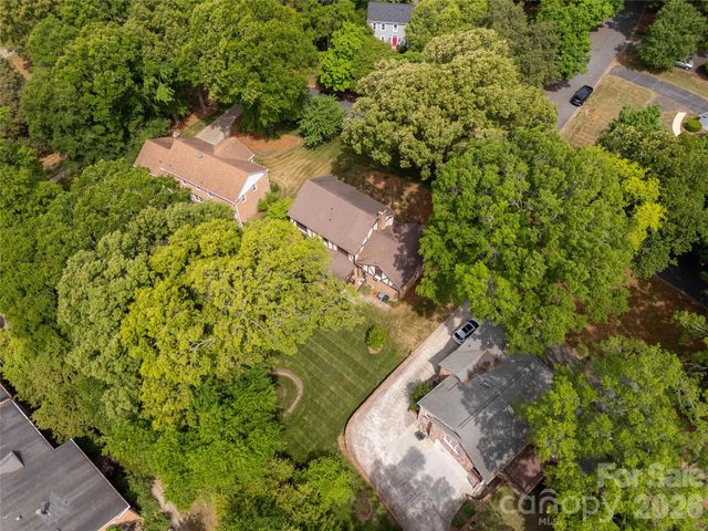 7201 Hopeton Road, Charlotte, NC 28210