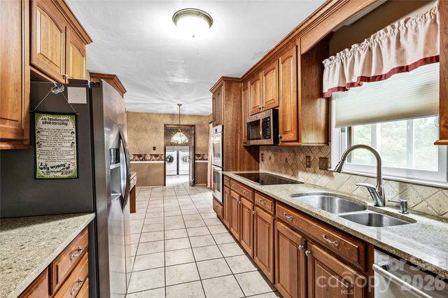 7201 Hopeton Road, Charlotte, NC 28210