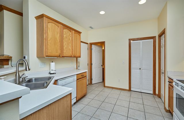 1011 NE Hyacinth Lane, Ankeny, IA 50021