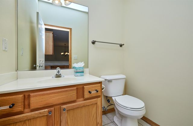 1011 NE Hyacinth Lane, Ankeny, IA 50021