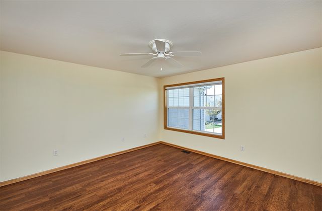 1011 NE Hyacinth Lane, Ankeny, IA 50021