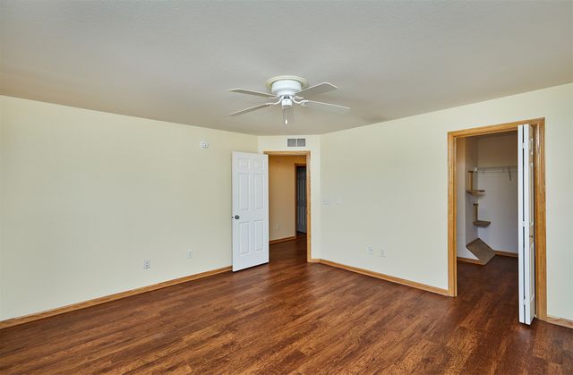 1011 NE Hyacinth Lane, Ankeny, IA 50021