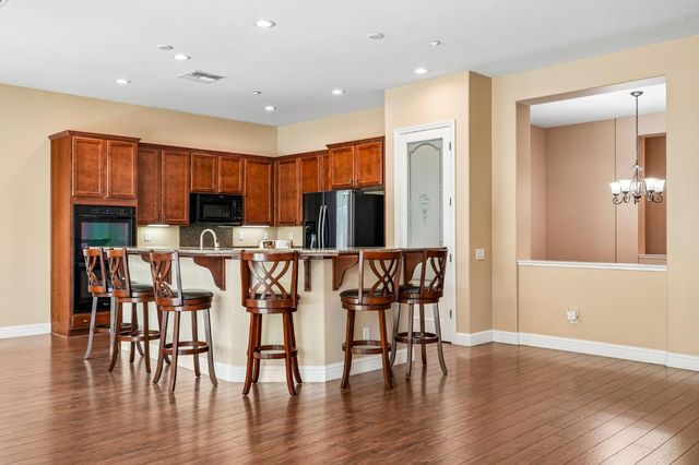 2241 Coryton Ln, Roseville, CA 95747