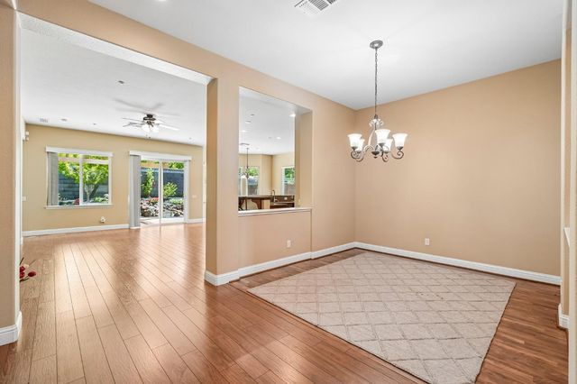2241 Coryton Ln, Roseville, CA 95747