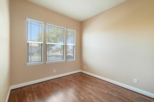 2241 Coryton Ln, Roseville, CA 95747
