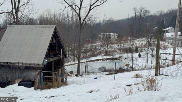 2115 POTTS HILL RD, Etters, PA 17319