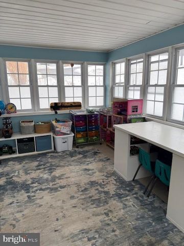 2115 POTTS HILL RD, Etters, PA 17319