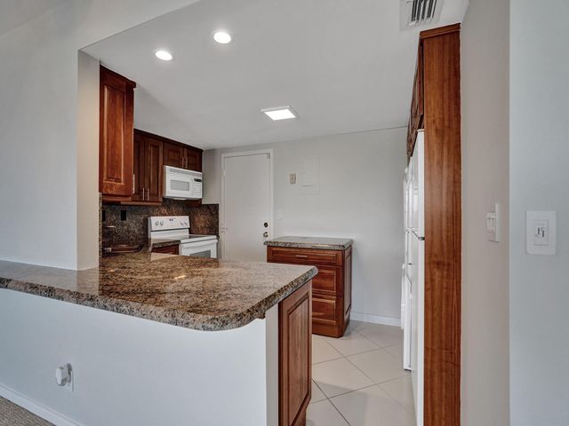 2100 S Ocean Dr 9L, Fort Lauderdale, FL 33316