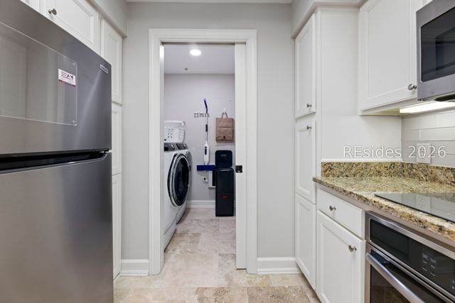 9 Shelter Cove Ln Apt 106, Hilton Head Island, SC 29928