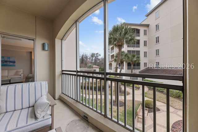 9 Shelter Cove Ln Apt 106, Hilton Head Island, SC 29928