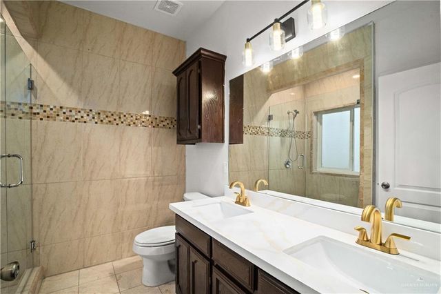 2311 E La Pointe Avenue, Alton, TX 78573