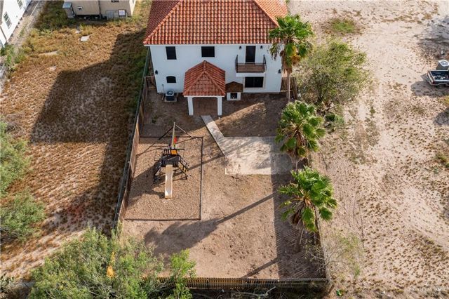 2311 E La Pointe Avenue, Alton, TX 78573