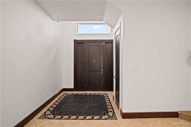 2311 E La Pointe Avenue, Alton, TX 78573