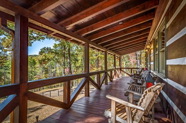 212 Dogpatch Lane, Blue Ridge, GA 30513