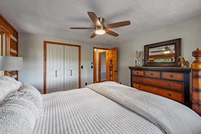 212 Dogpatch Lane, Blue Ridge, GA 30513