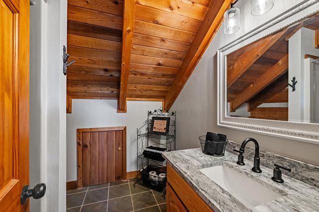 212 Dogpatch Lane, Blue Ridge, GA 30513