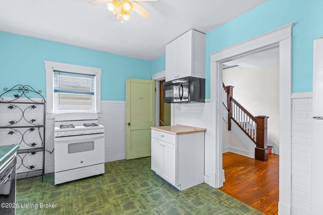 2903 Rowan St, Louisville, KY 40212