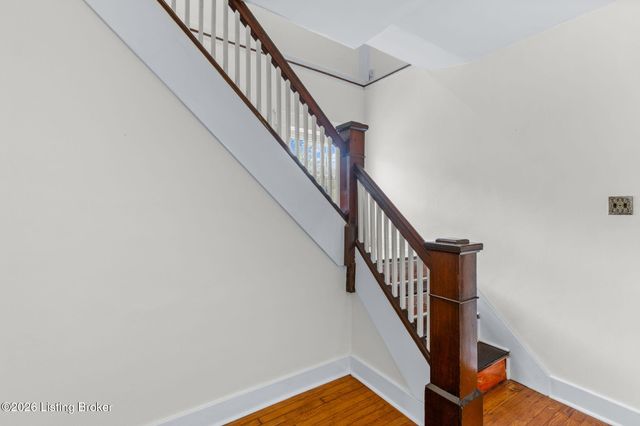 2903 Rowan St, Louisville, KY 40212