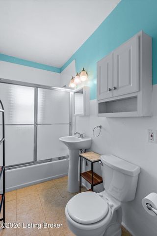 2903 Rowan St, Louisville, KY 40212