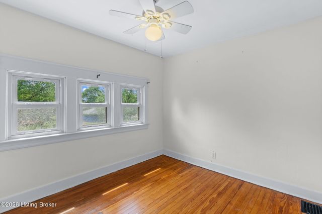 2903 Rowan St, Louisville, KY 40212